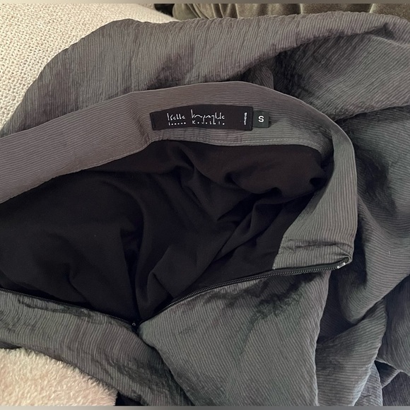 Ioanna Kourbela Gray Full Skirt Size Small - Picture 8 of 16